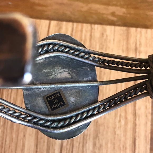 Vintage Stone Cuff Bracelet - Picture 9 of 10